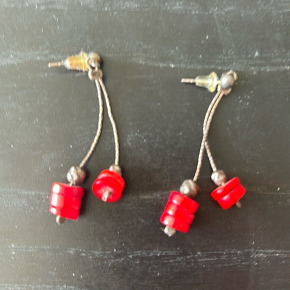 Pewter/carnelian dangly earrings - Picture 1 of 1